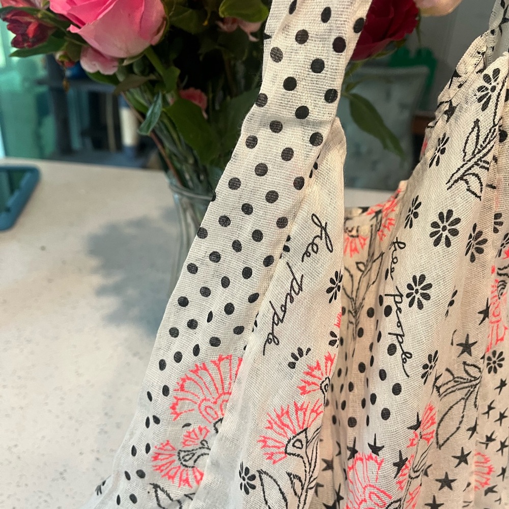 New Free People Pink and Black Floral Tote - Picture 3 of 4